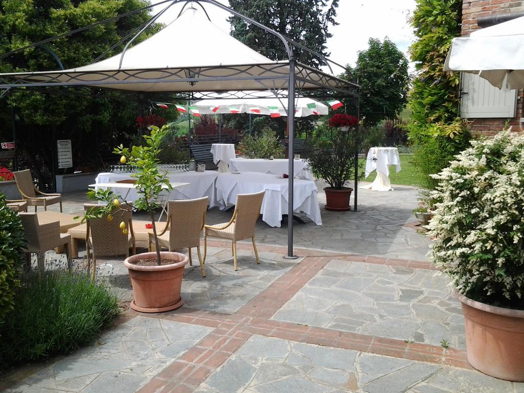 Locanda Del Boscogrande Montegrosso dʼAsti Extérieur photo